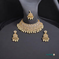 golden jewellery