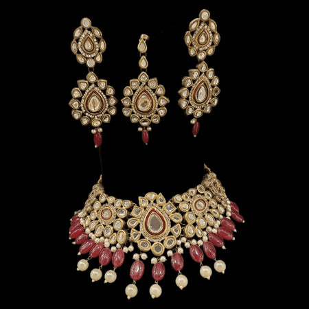 Anaya Kundan Set