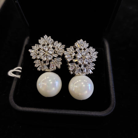Pearly Bits Earrings