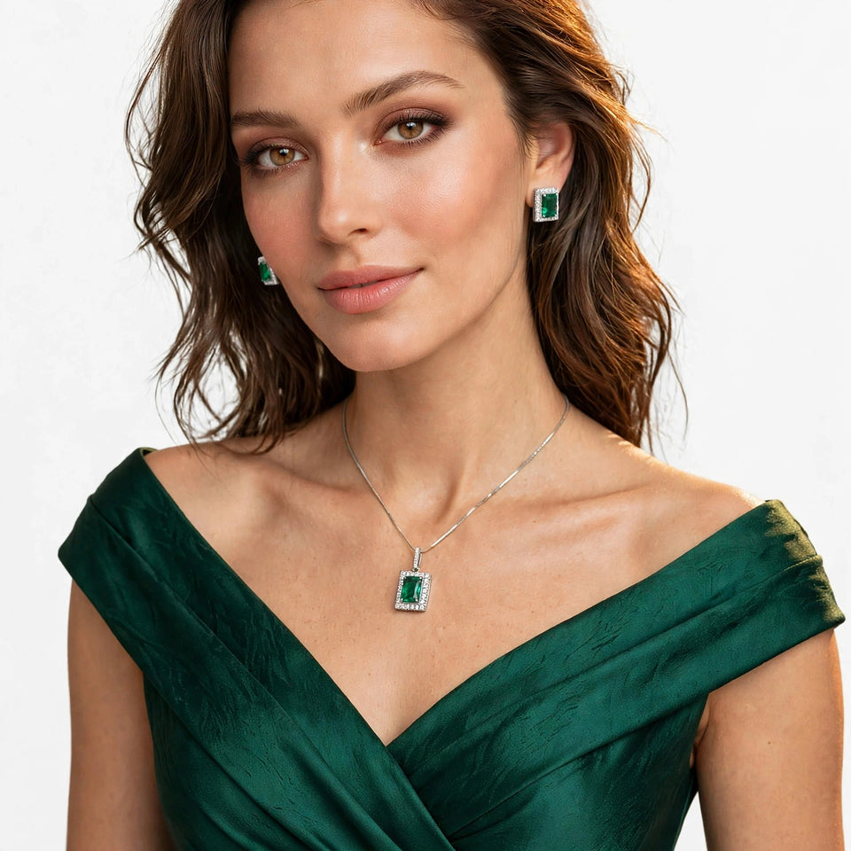 Emerald Aura Pendant set
