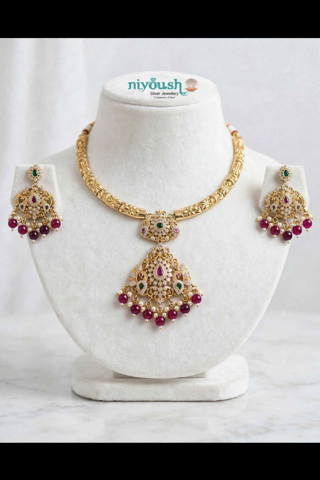 Ruby Royale - Antique Gold-Plated Hasli Choker Set