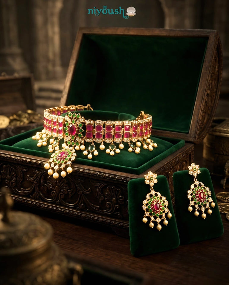 Gulnar Artificial Set
