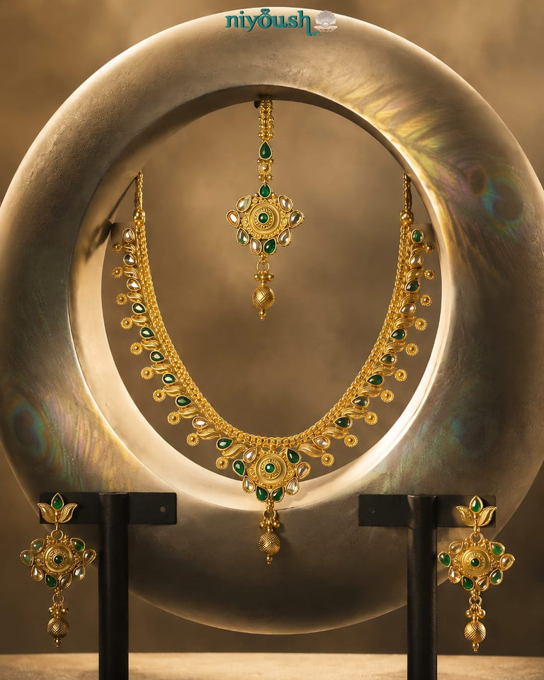 Bega gold plated Artificial set