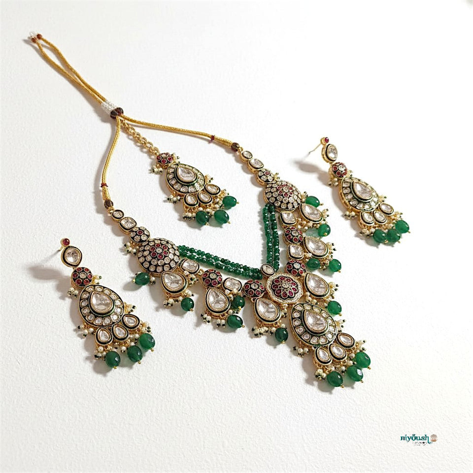Hiya Kundan gold plated set