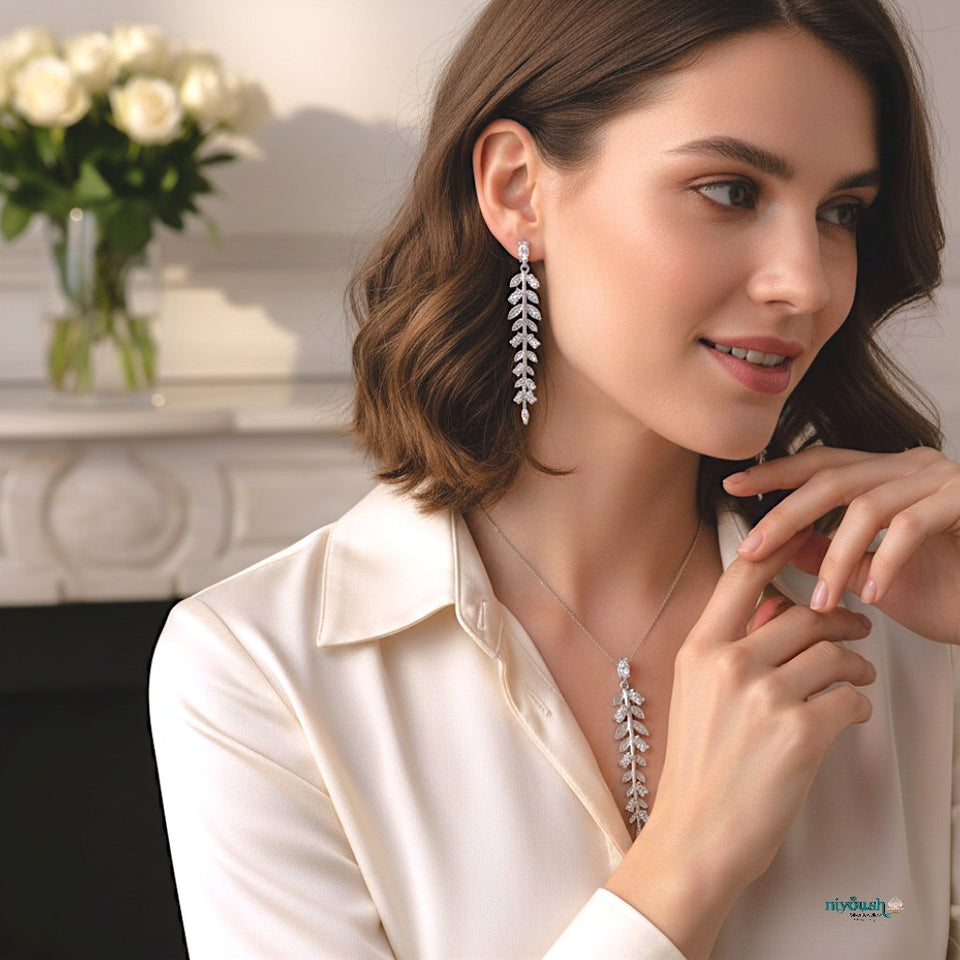 Elara 925 Silver pendant set