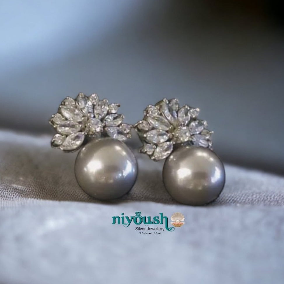 Royal Queen Pearl Earrings