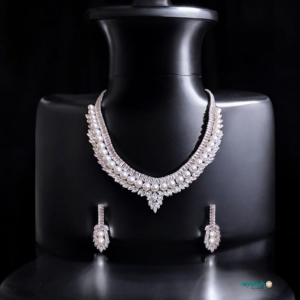 Pearl necklace and earrings set