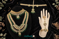 Raiha Kundan Jewellery Set
