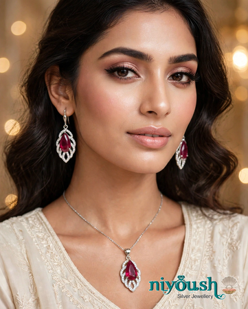 Ruby Leaf Royal
