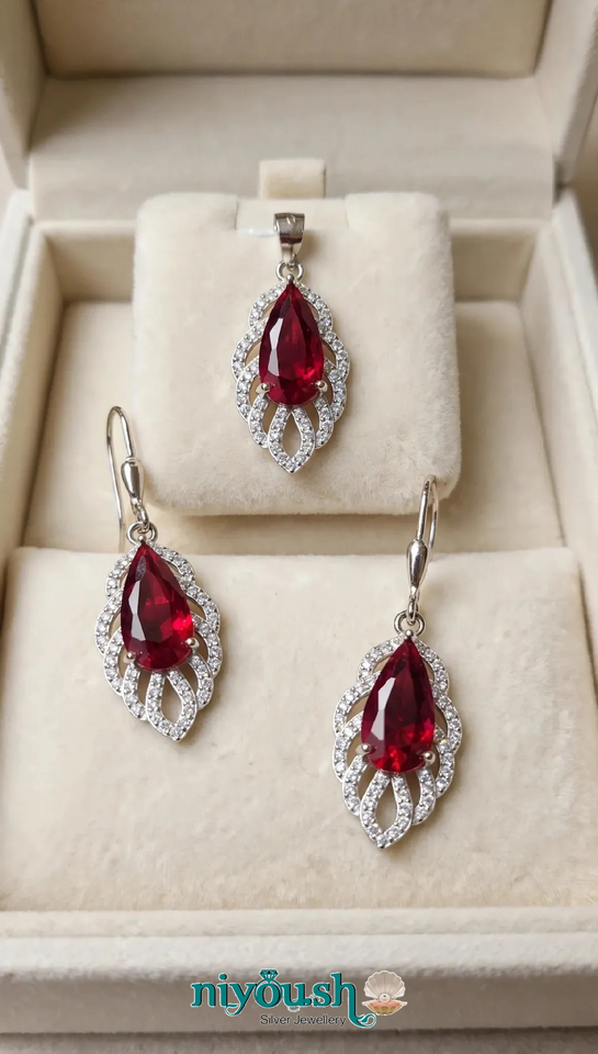 Ruby Leaf Royal