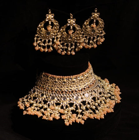 Theia Kundan Set